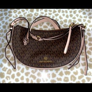 MICHAEL Michael Kors - Camden Small Crossbody Bag
